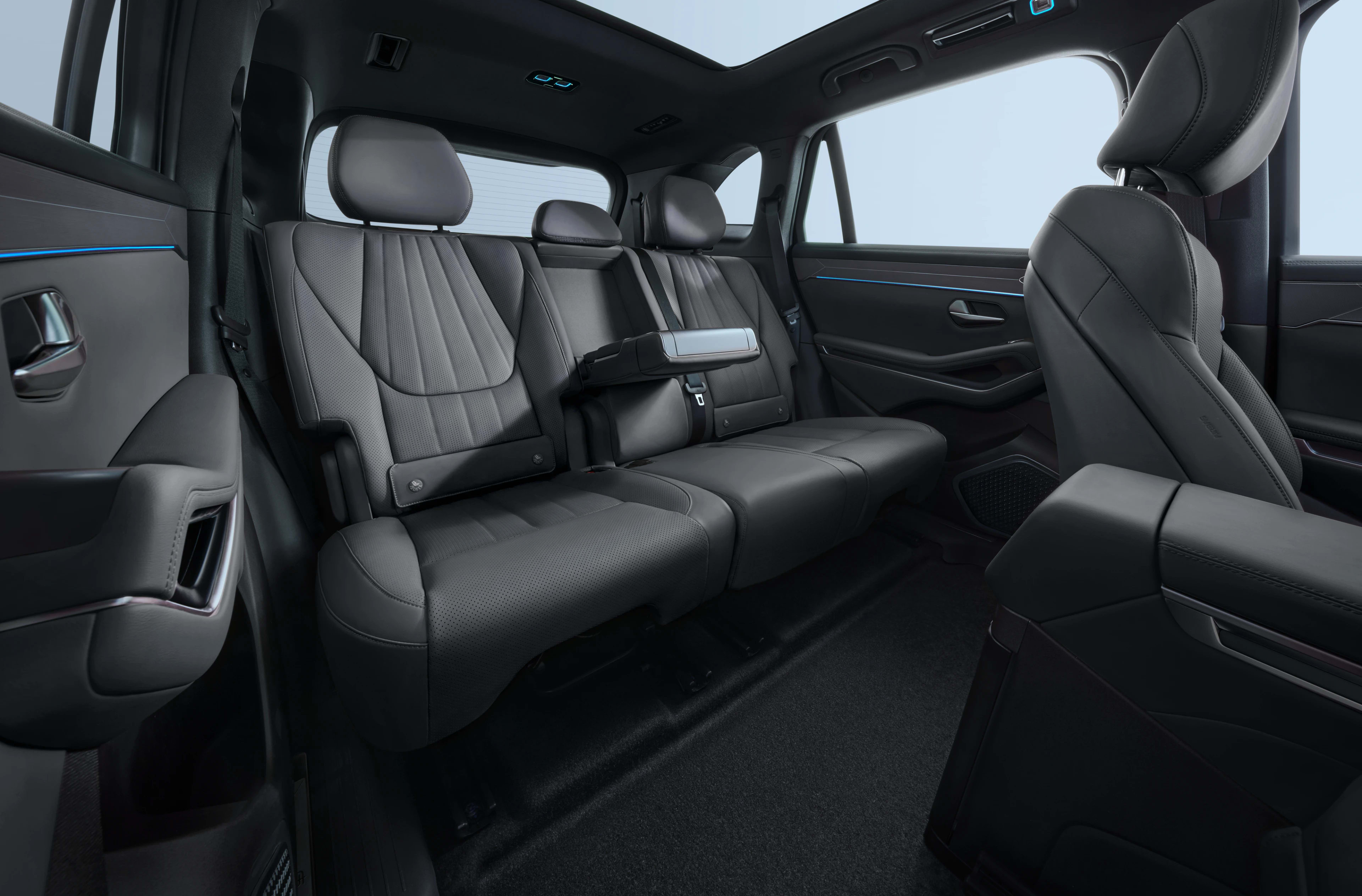 BYD Atto 8 - interior