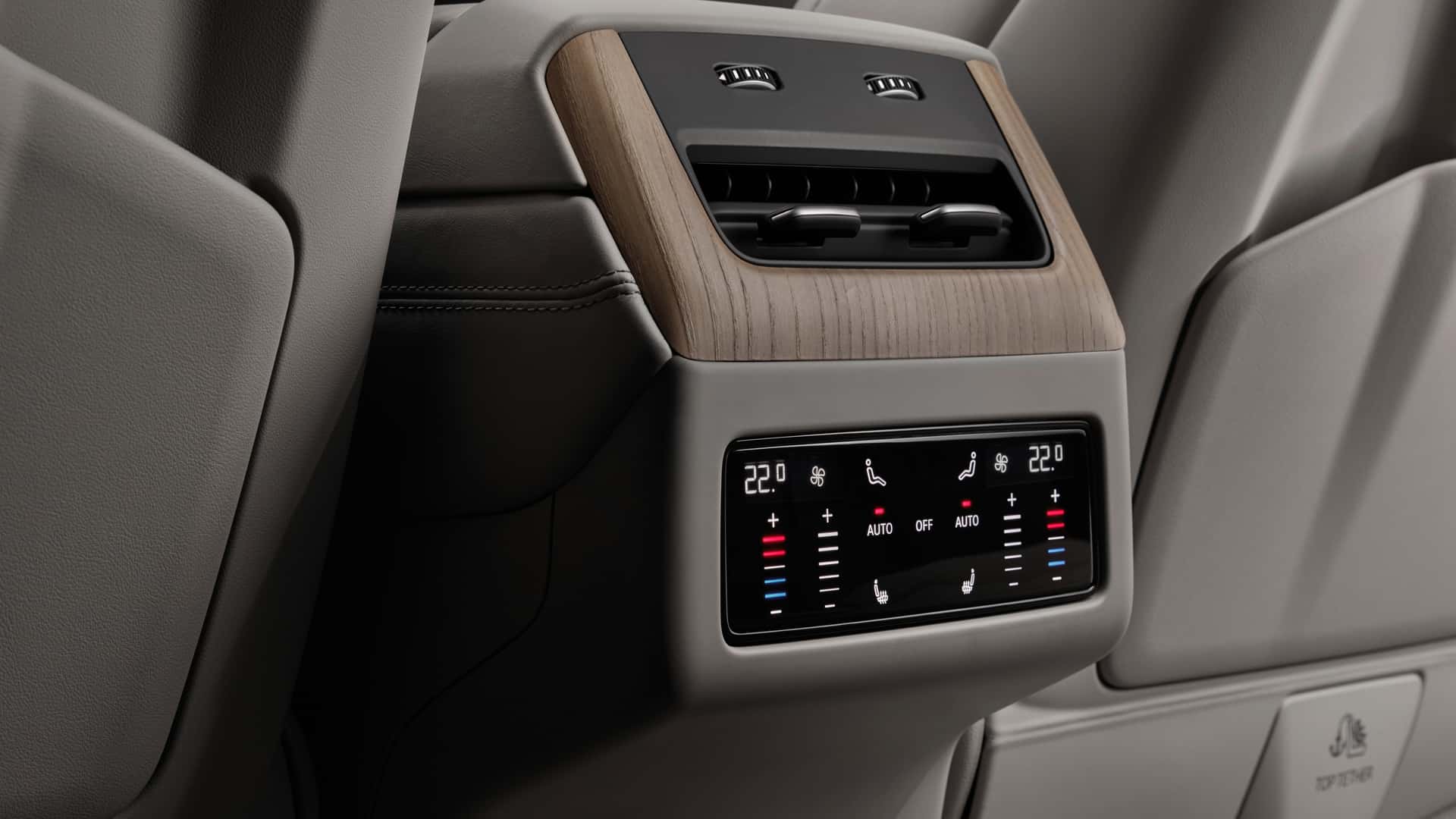 Third-generation Audi Q7 revealed: V6 diesel mild-hybrid for Europe, 600 hp SQ7 for the US - photo 14