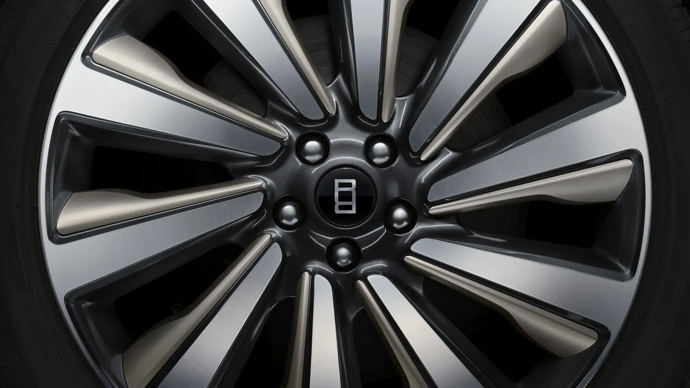 Land Rover Range Rover SV Ultra - photo 8